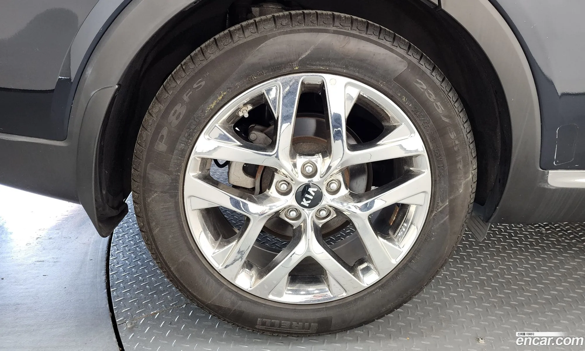 Kia Sorento 2019 KNAPK81BBLA635934 — 21