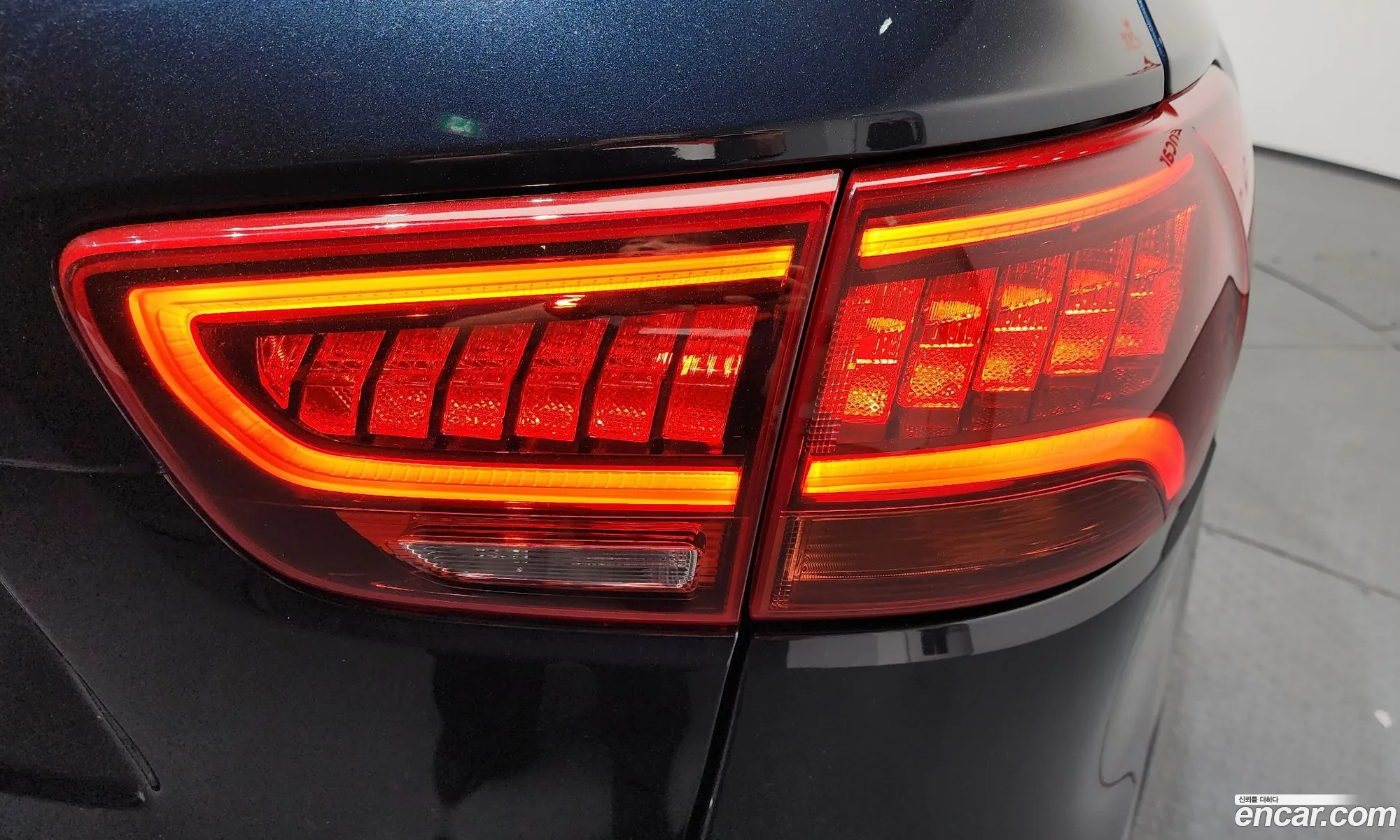 Kia Sorento 2019 KNAPK81BBLA635934 — 3