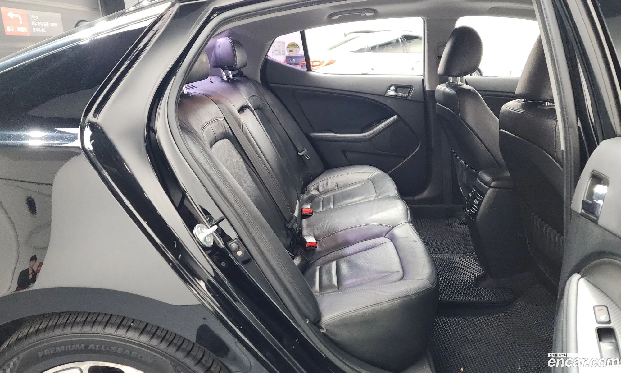 Kia K5 Hybrid 2011 — 5