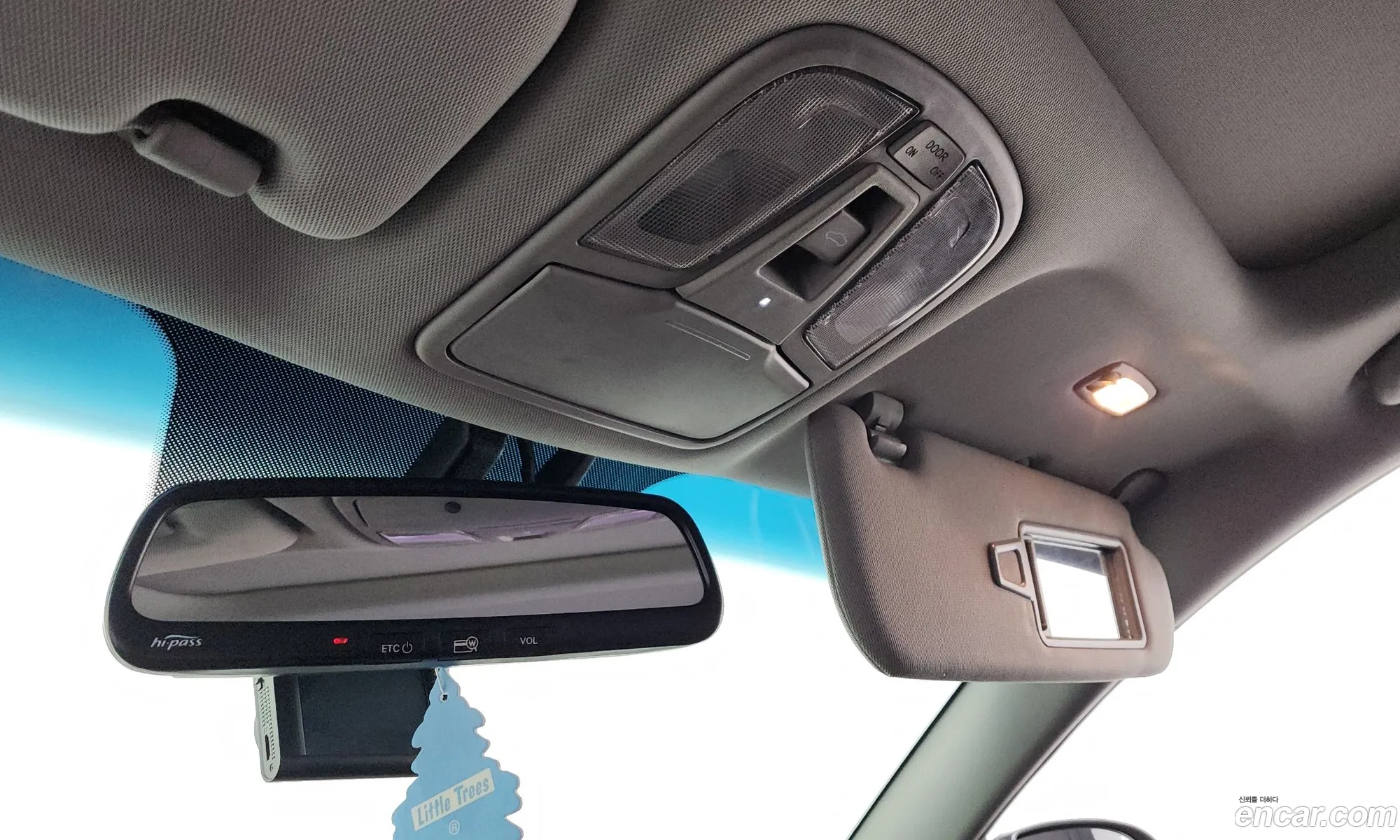 Kia K5 Hybrid 2011 — 15
