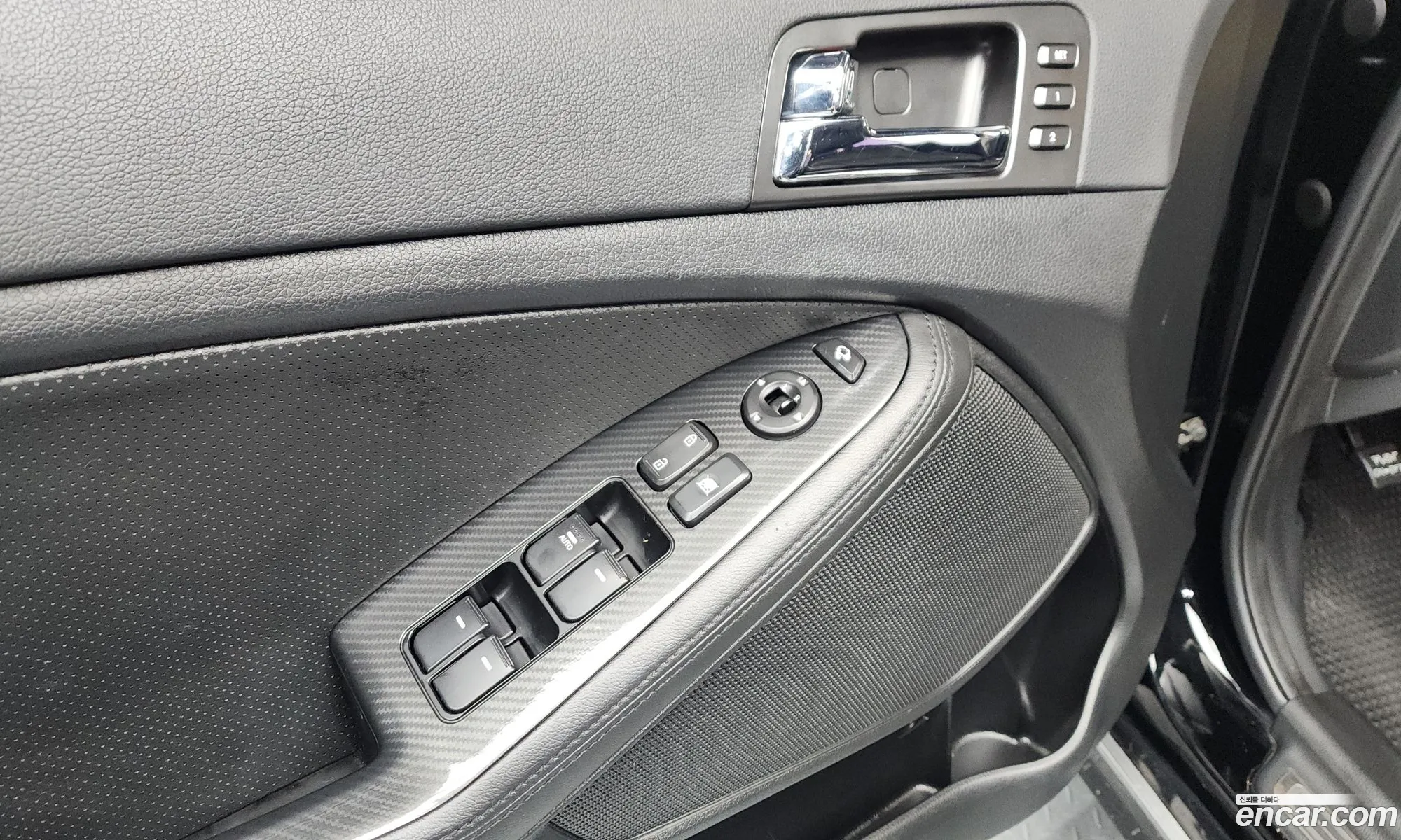 Kia K5 Hybrid 2011 — 4