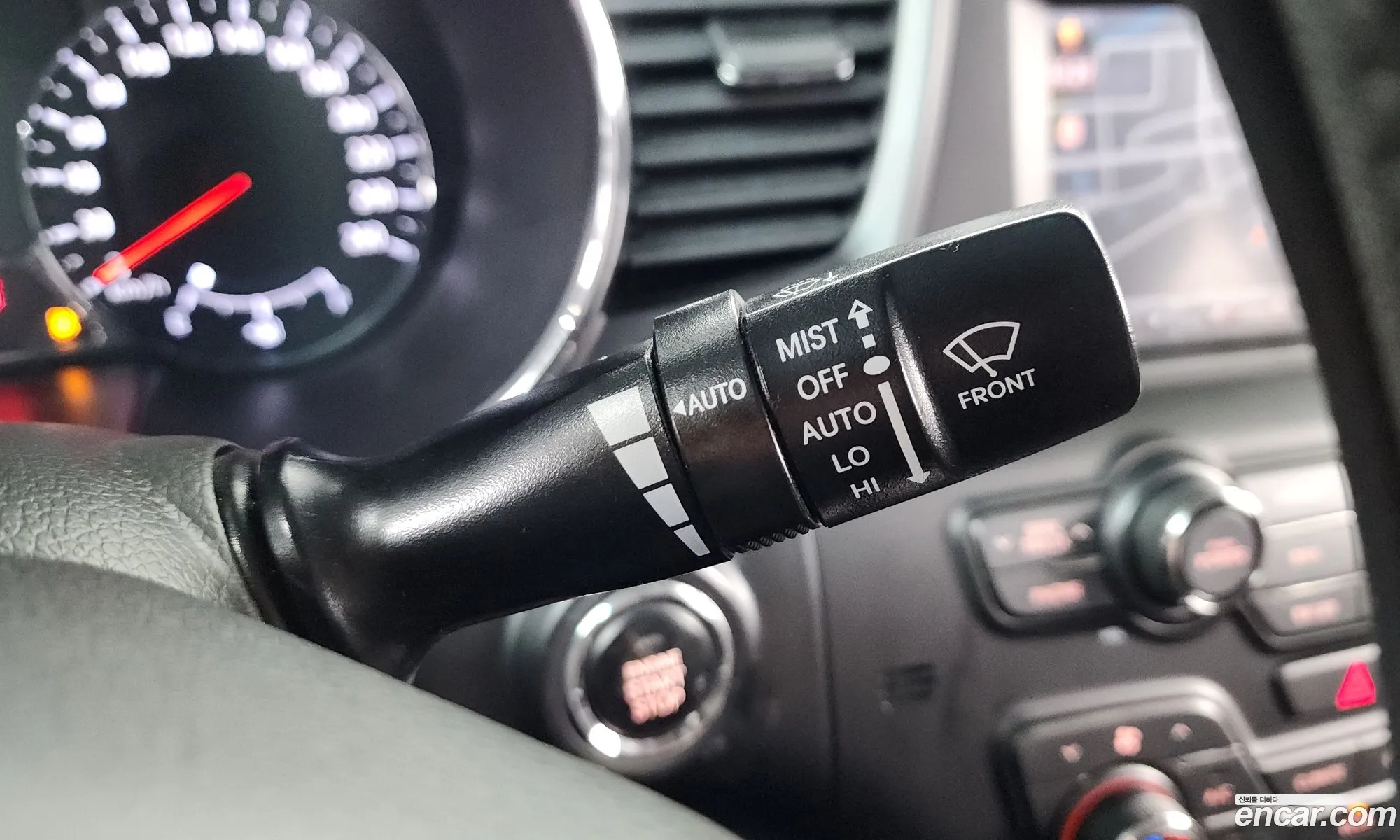 Kia K5 Hybrid 2011 — 16
