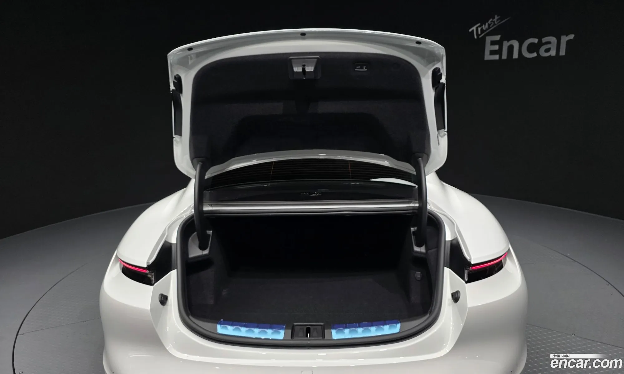 Porsche Taycan 2023 WP0AA2Y18PSA10139 — 11