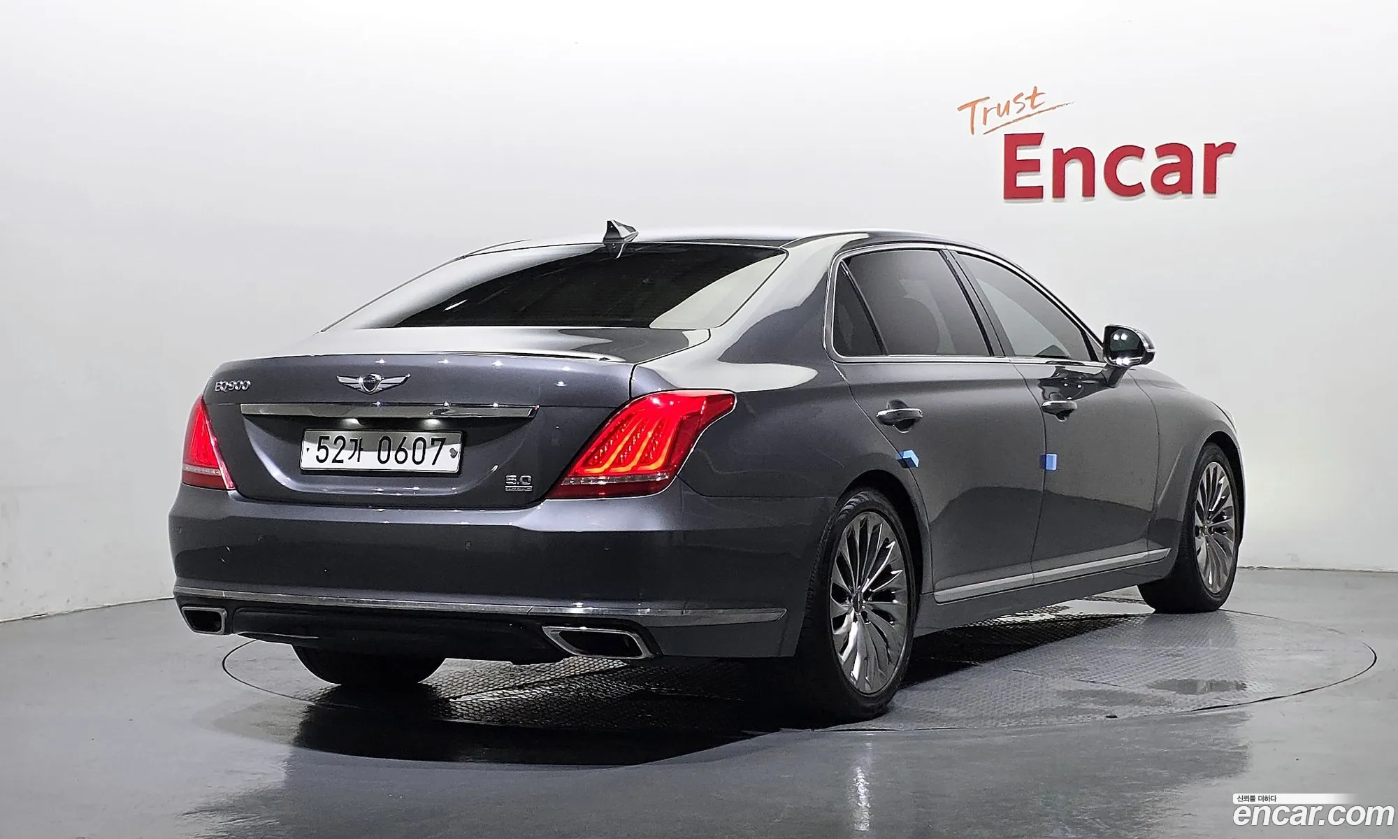 Genesis EQ900 2016 — 19