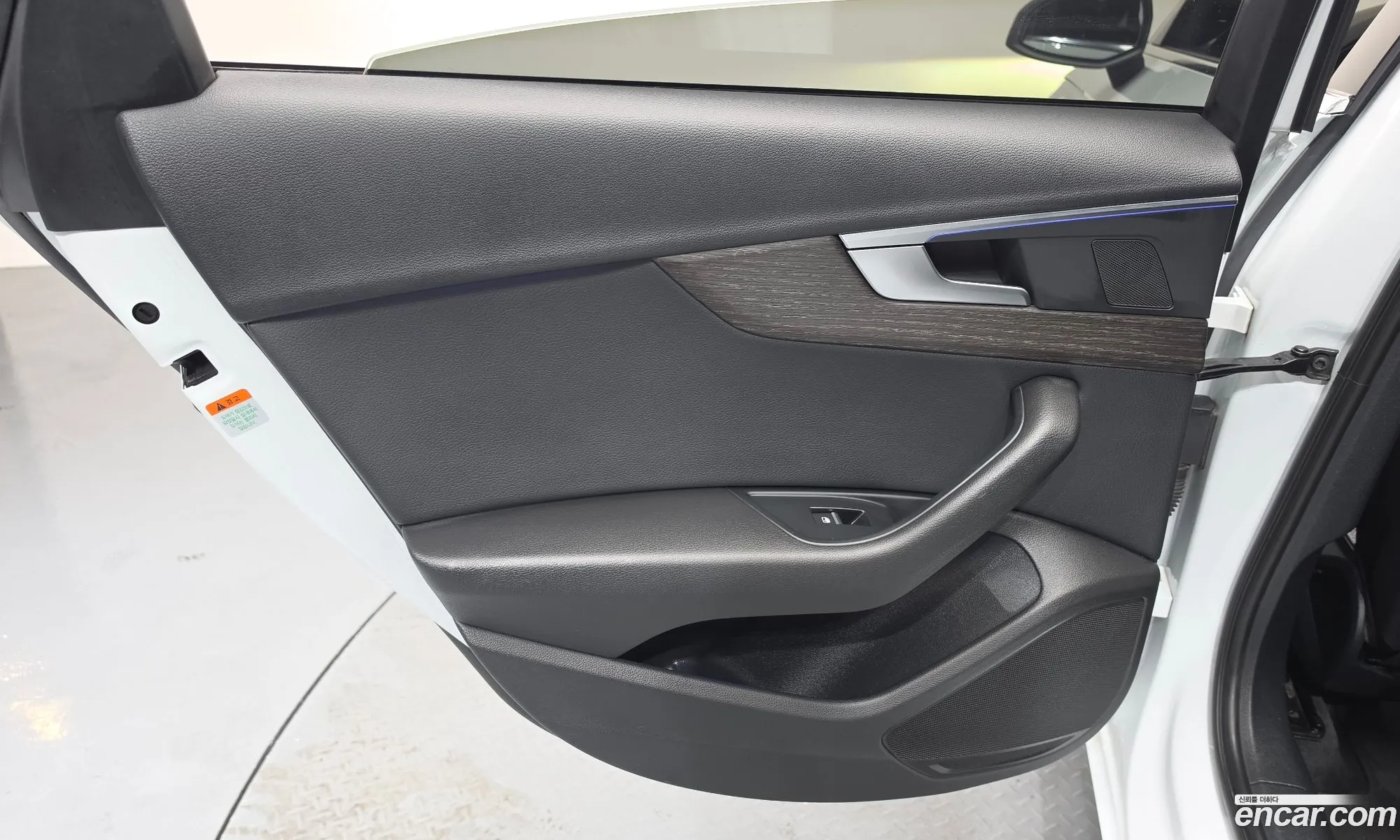 Audi A4 2019 WAUZZZF47KA121453 — 26