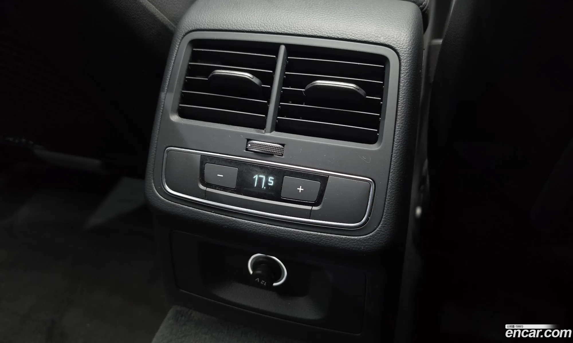 Audi A4 2019 WAUZZZF47KA121453 — 33