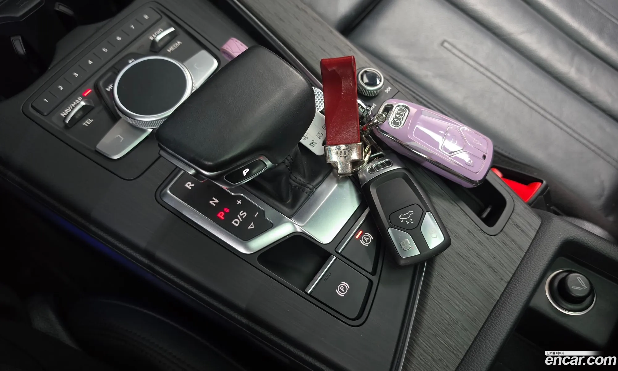 Audi A4 2019 WAUZZZF47KA121453 — 9