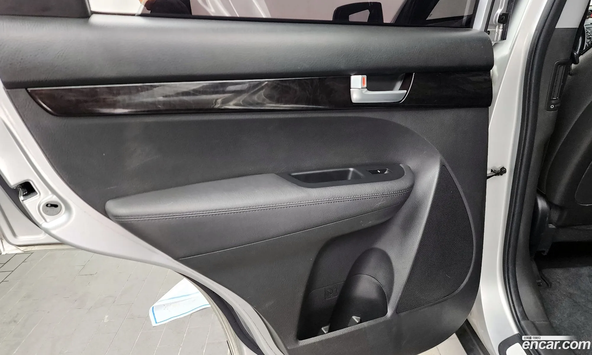 Kia Sorento R 2012 — 25