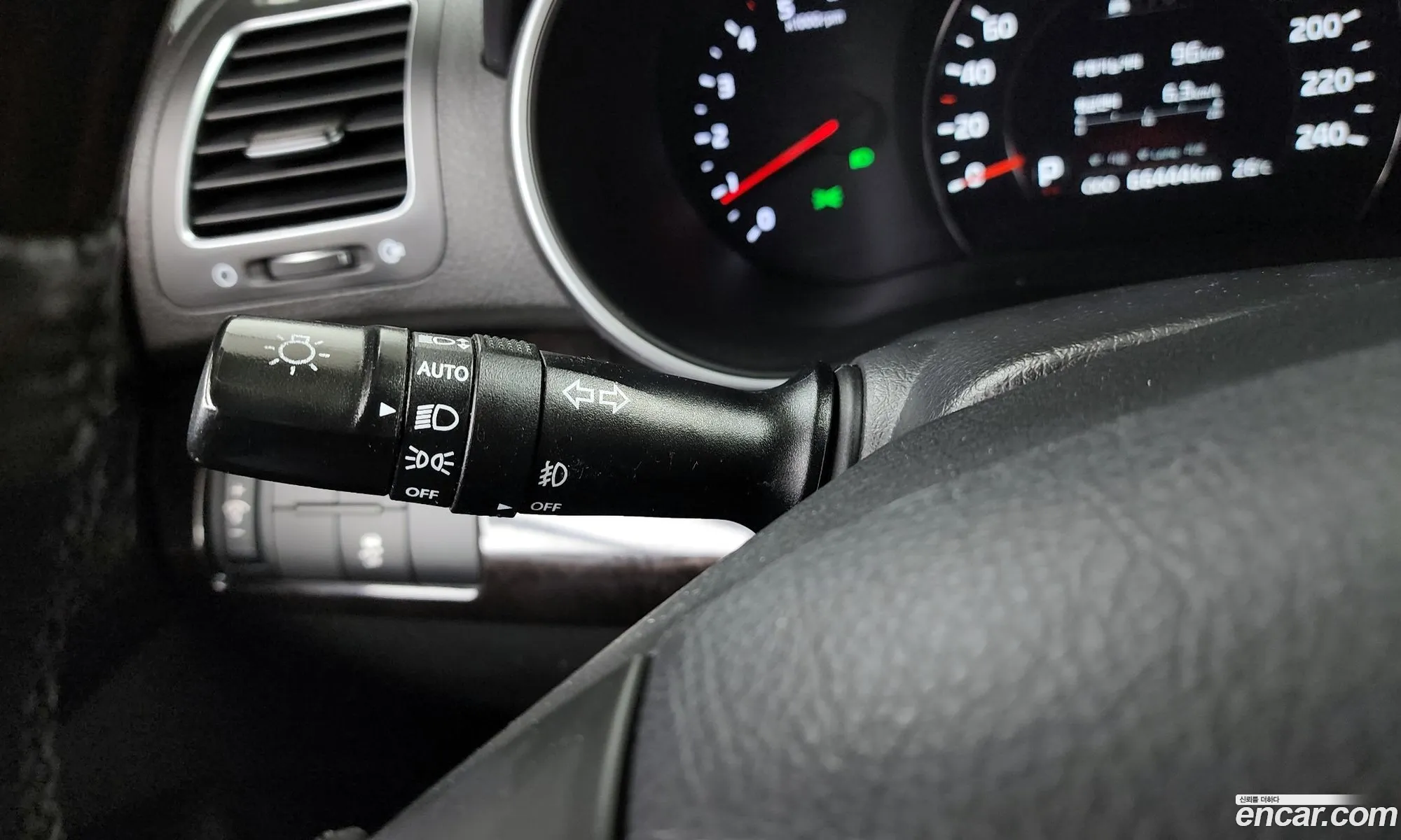 Kia Sorento R 2012 — 19