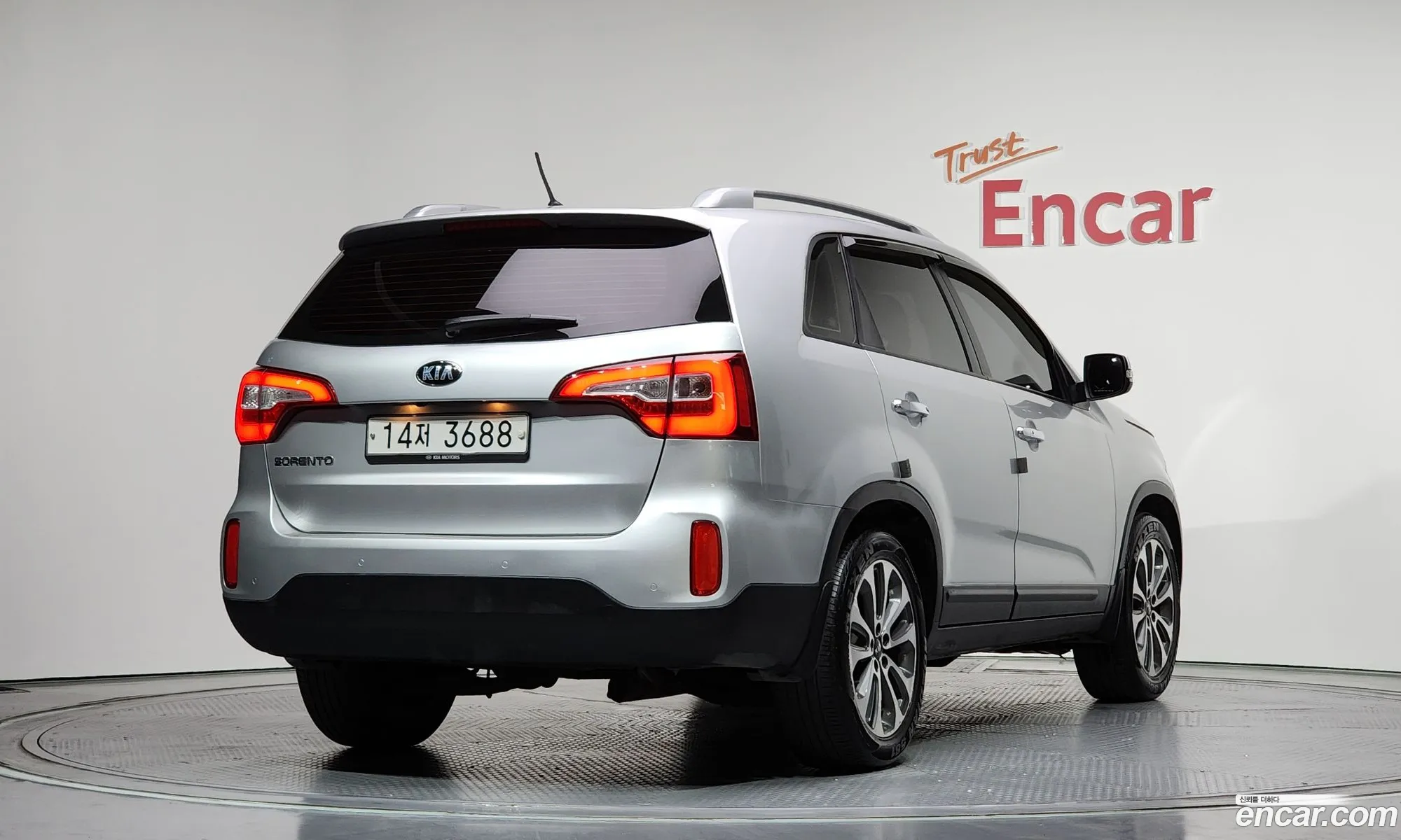 Kia Sorento R 2012 — 8