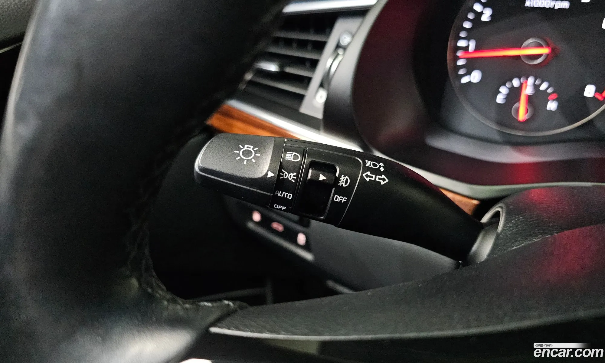 Kia K7 2016 KNALB415BGA034667 — 3