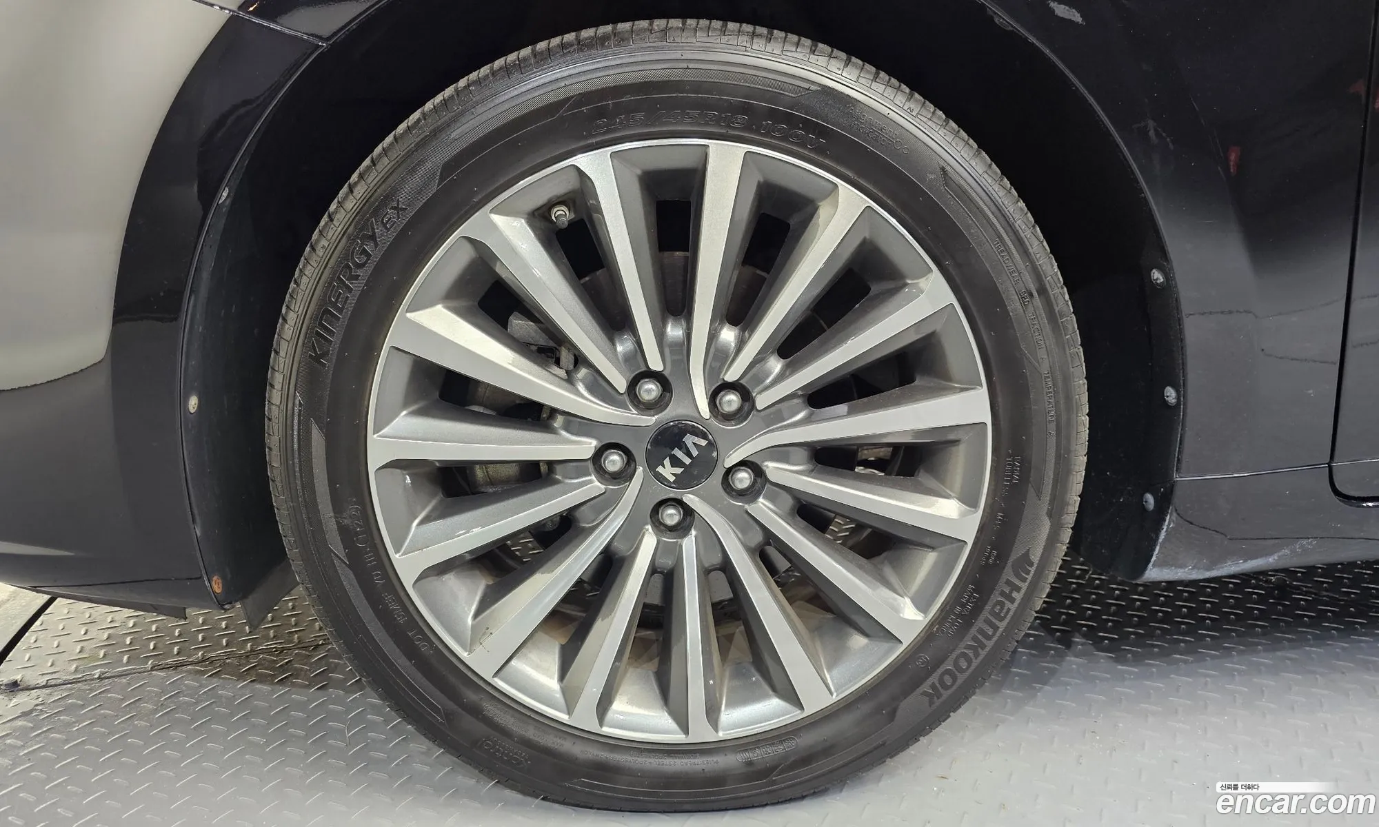Kia K7 2016 KNALB415BGA034667 — 26