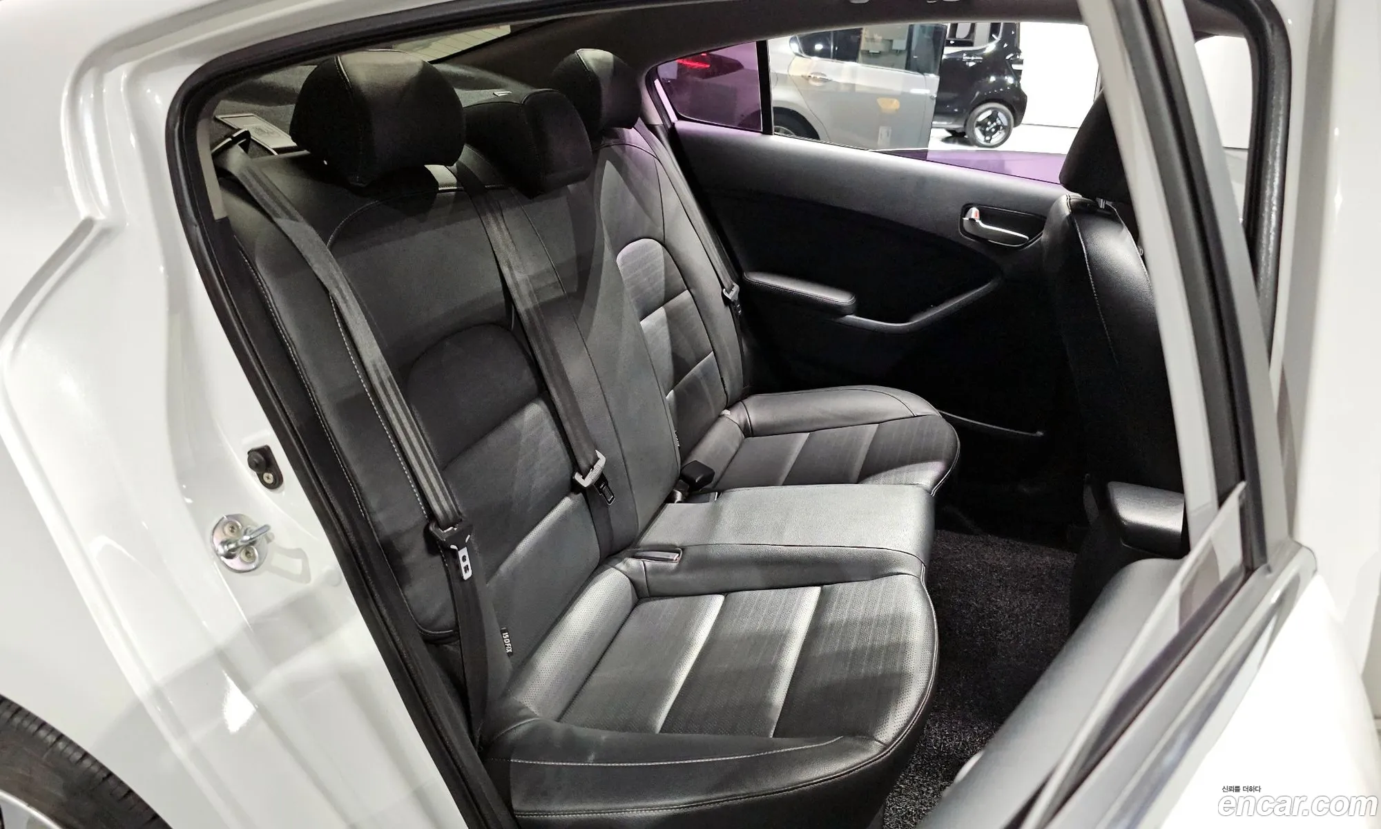 Kia K3 2016 — 20