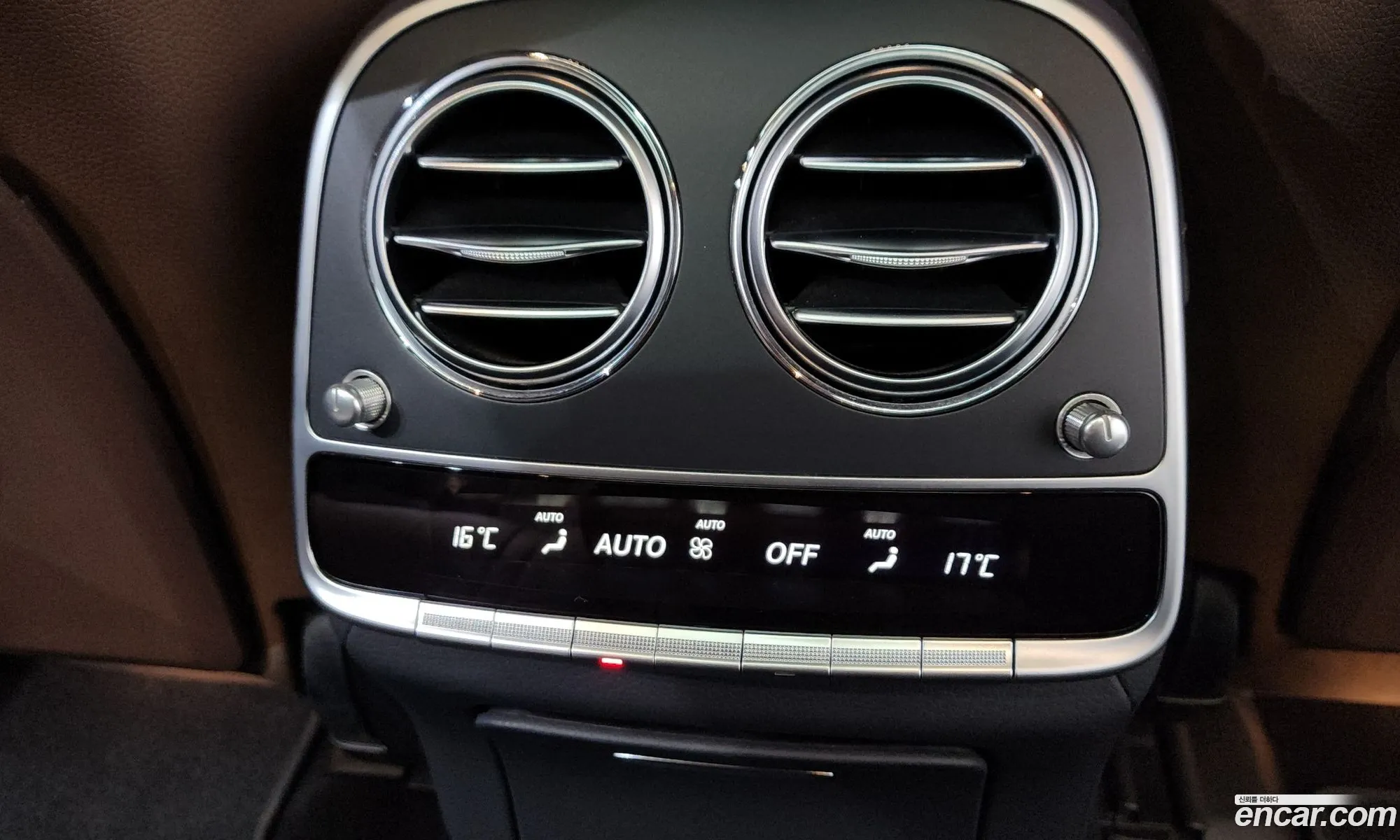 Mercedes-Benz S-Class W222 2020 — 32