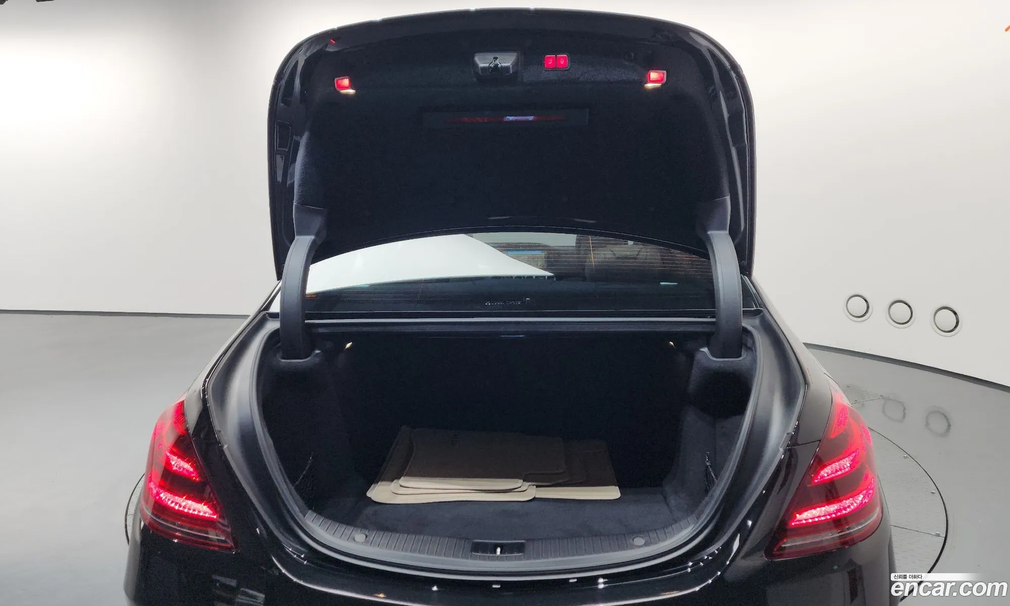 Mercedes-Benz S-Class W222 2020 — 12