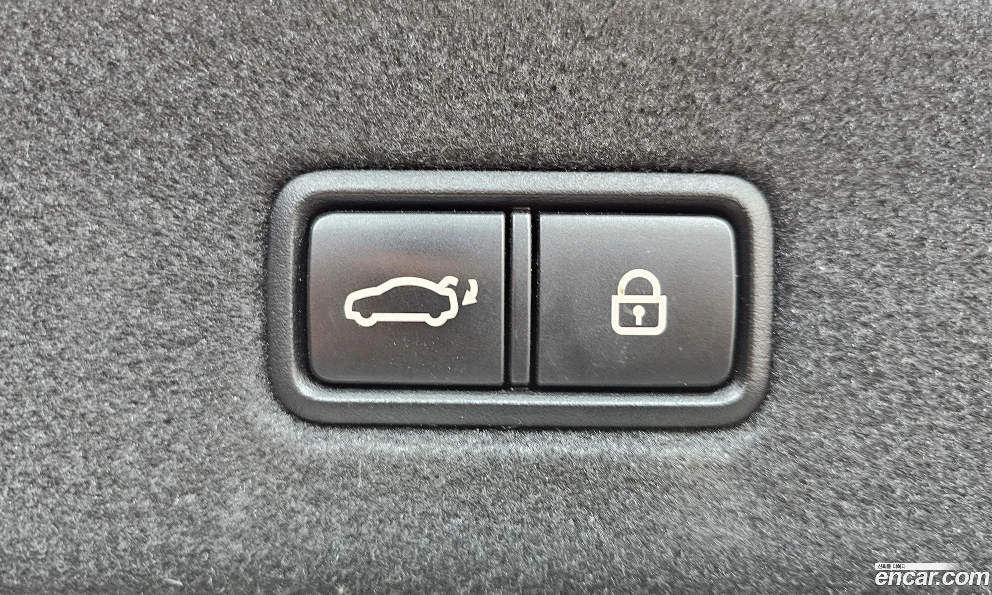 Kia The K9 2018 KNAS741ADKS008353 — 36
