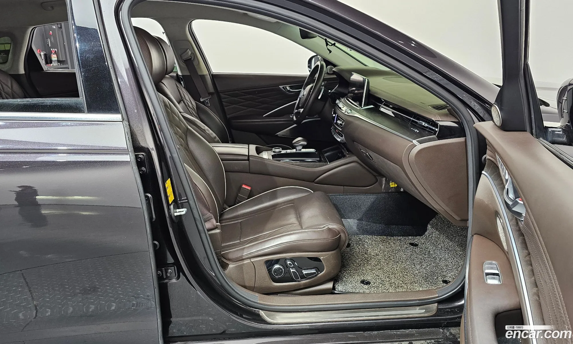 Kia The K9 2018 KNAS741ADKS008353 — 11