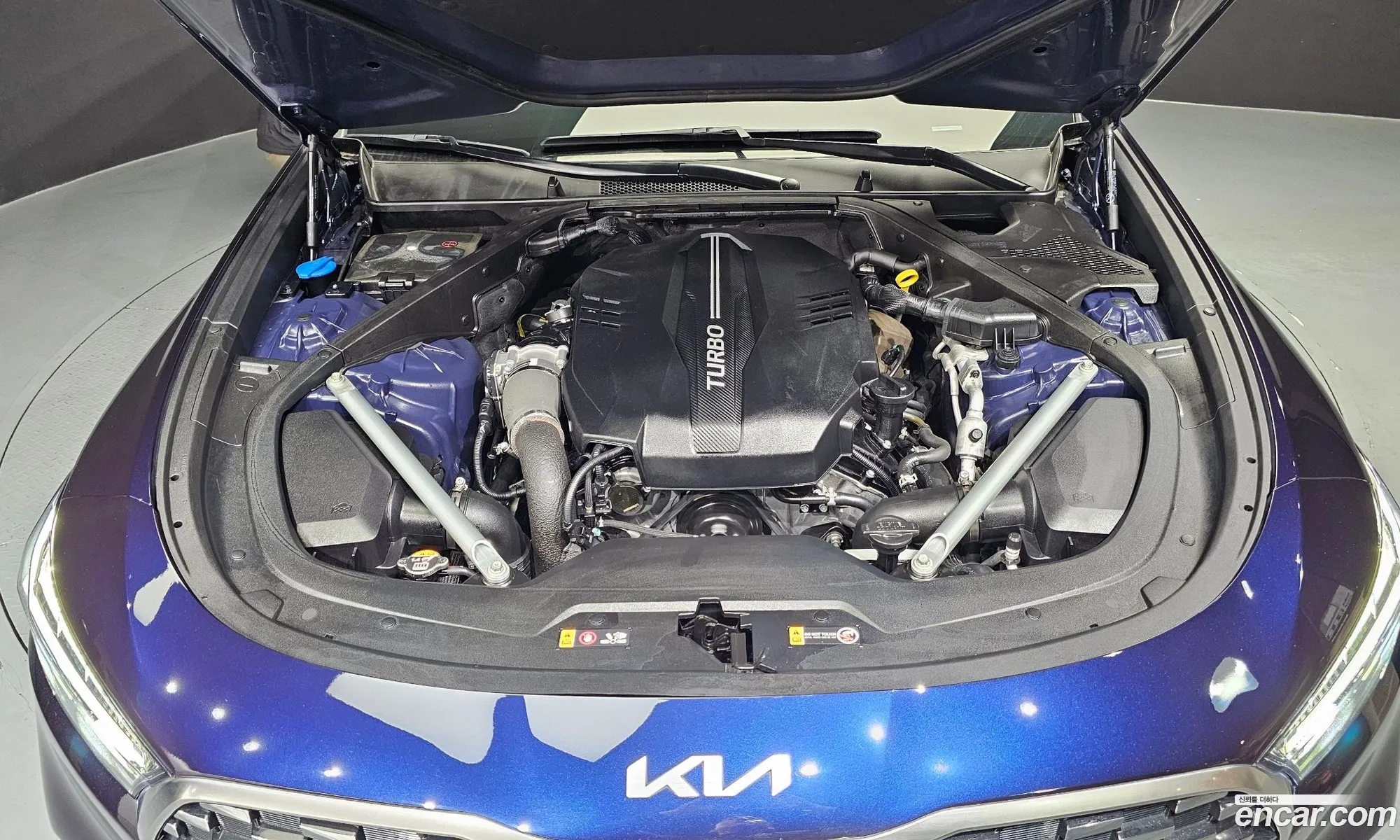 Kia K9 2025 — 16