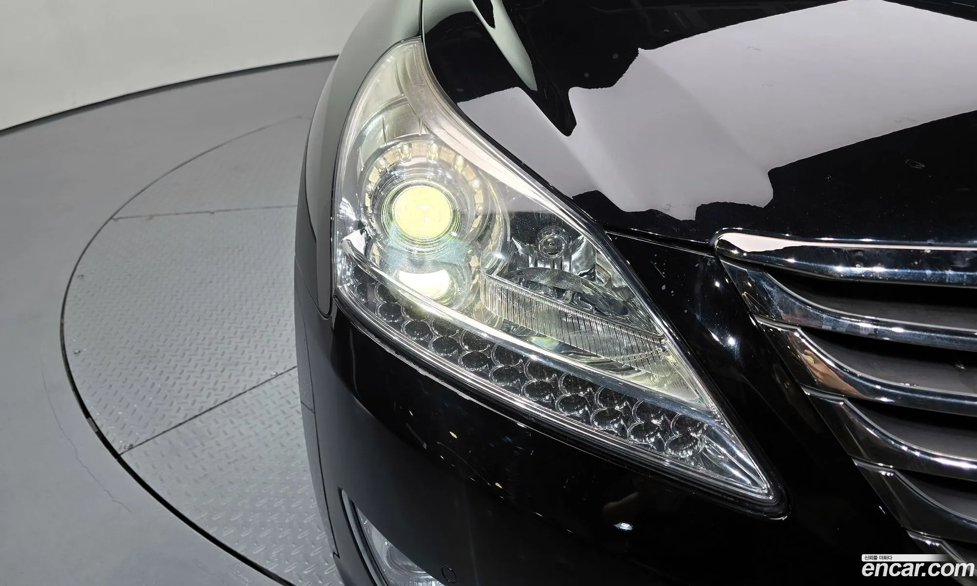 Hyundai Equus 2013 — 11