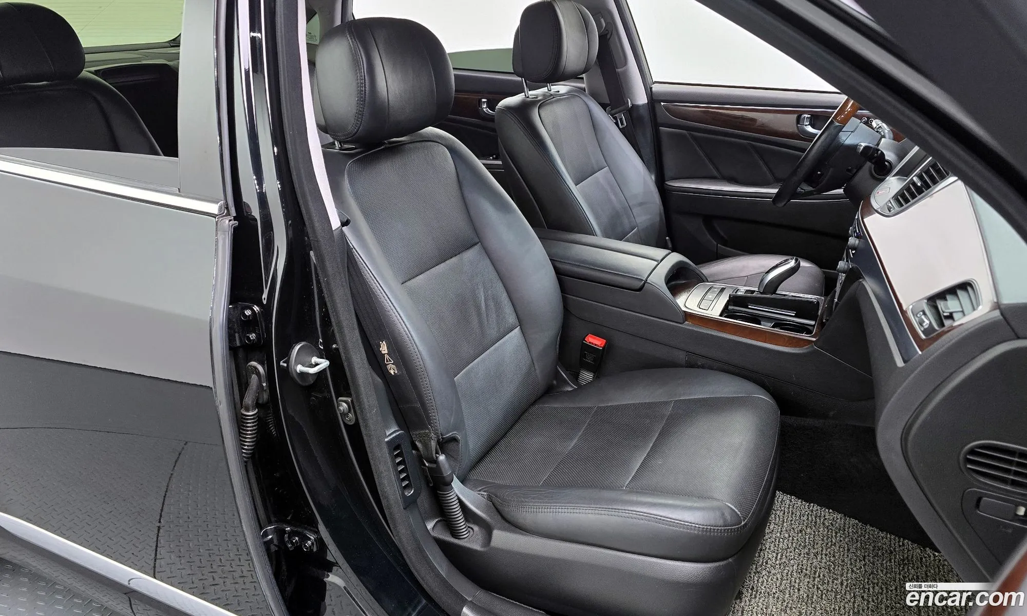 Hyundai Equus 2013 — 7
