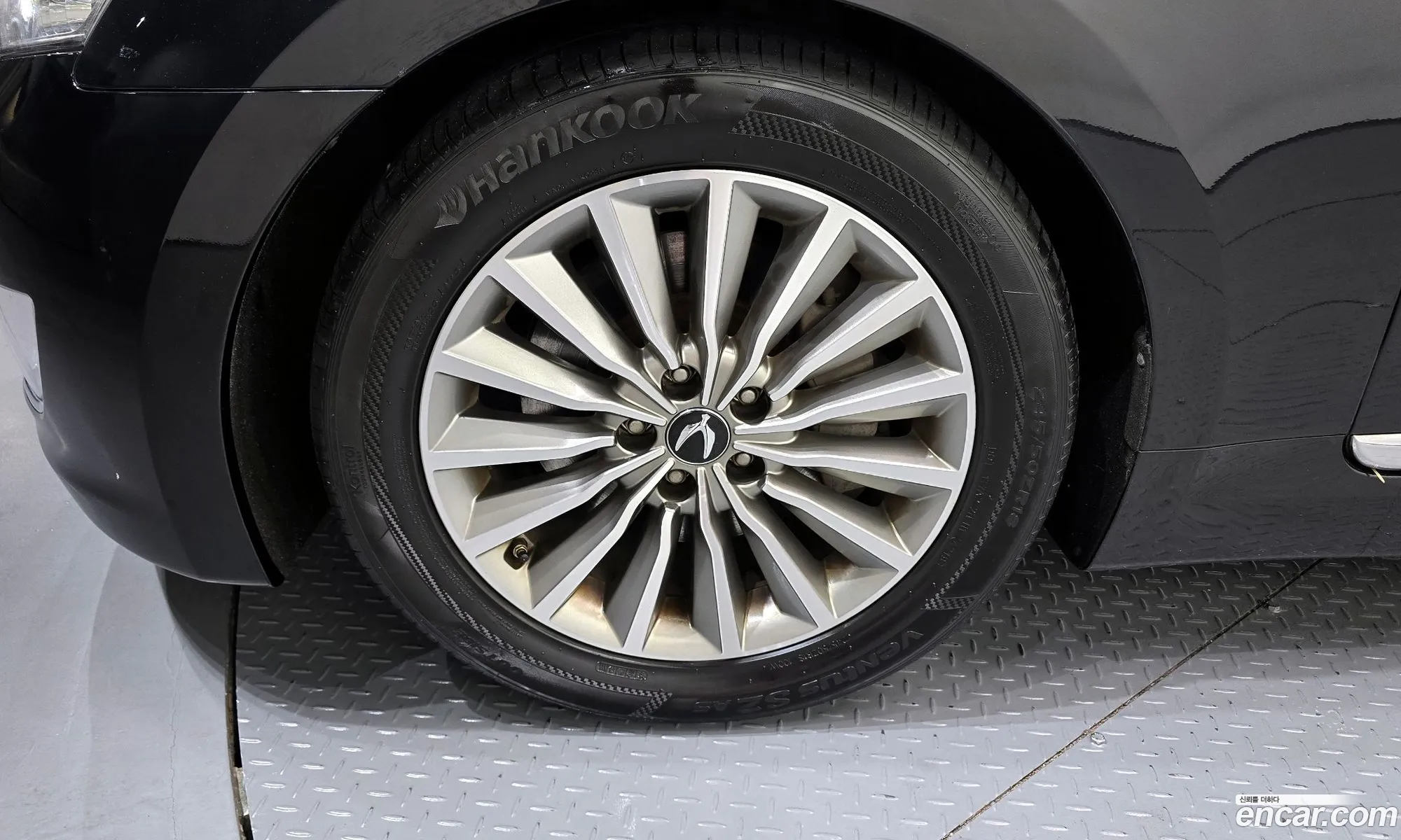 Hyundai Equus 2013 — 4