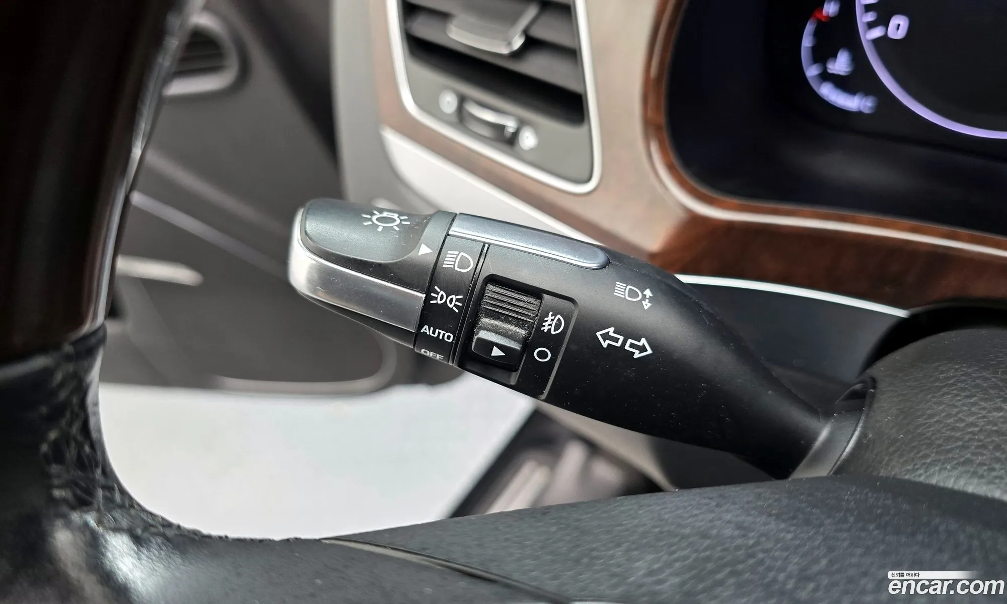 Hyundai Equus 2013 — 26
