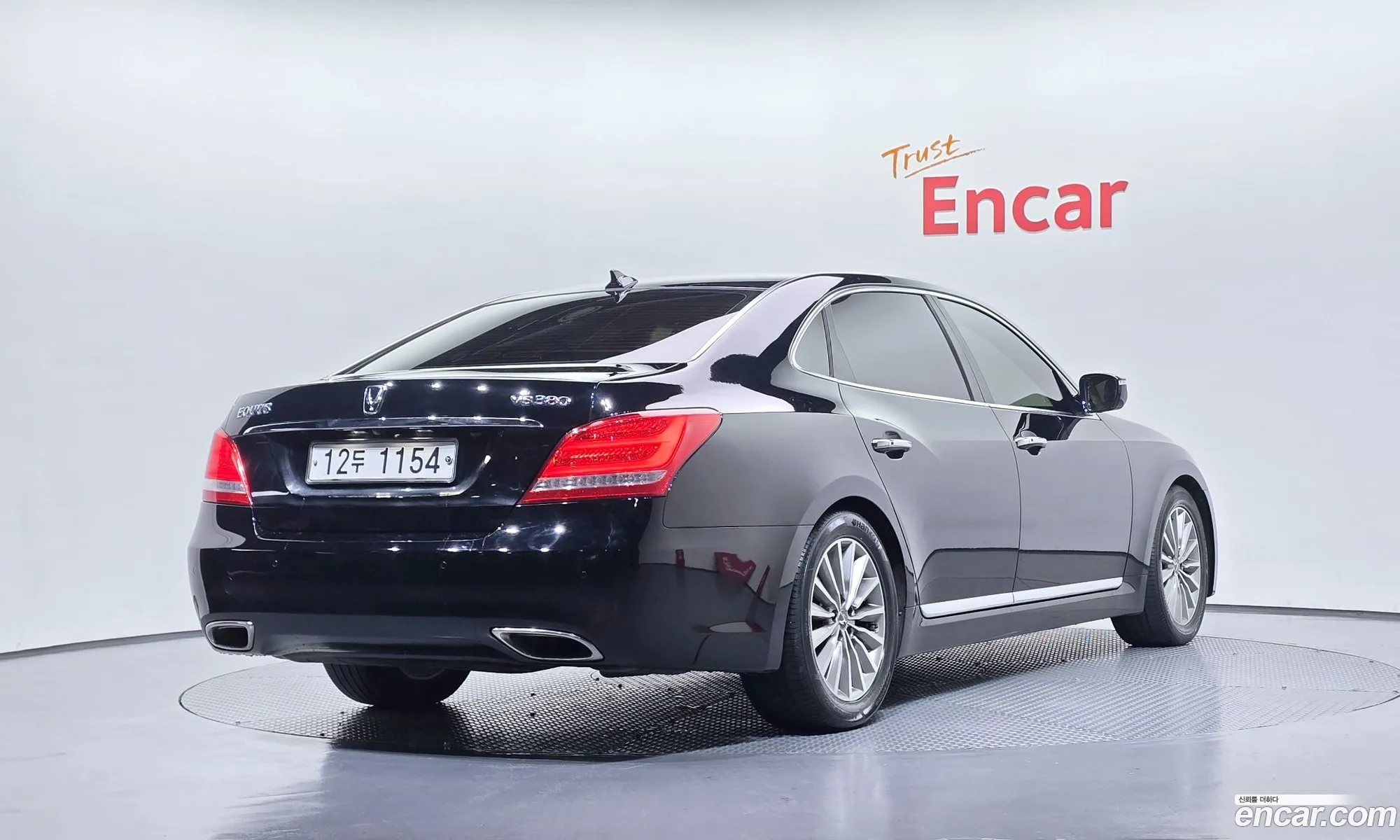 Hyundai Equus 2013 — 22