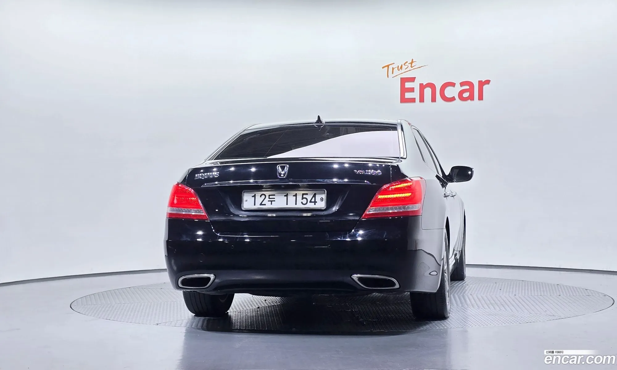 Hyundai Equus 2013 — 21