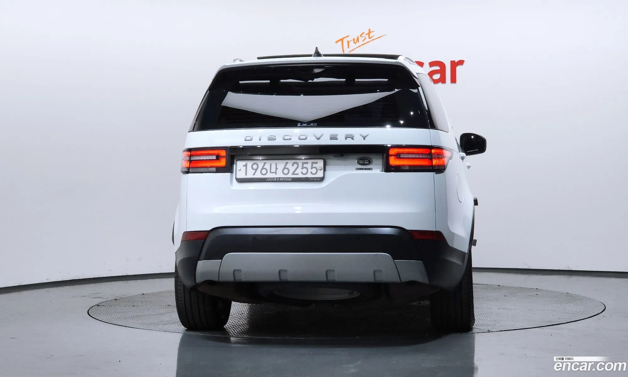 Land Rover Discovery 5 2019 — 37