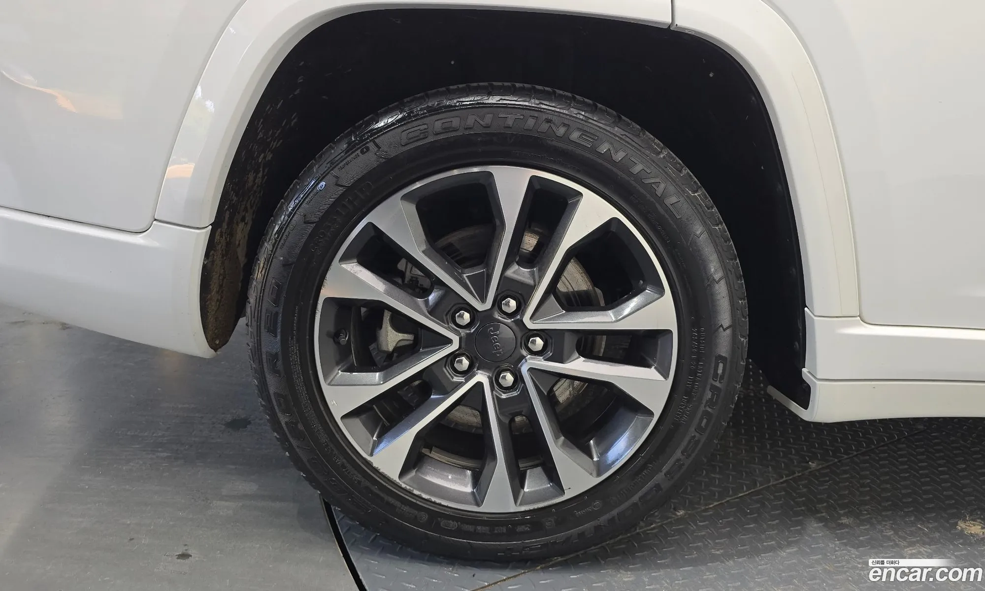 Jeep Grand Cherokee 2021 — 9