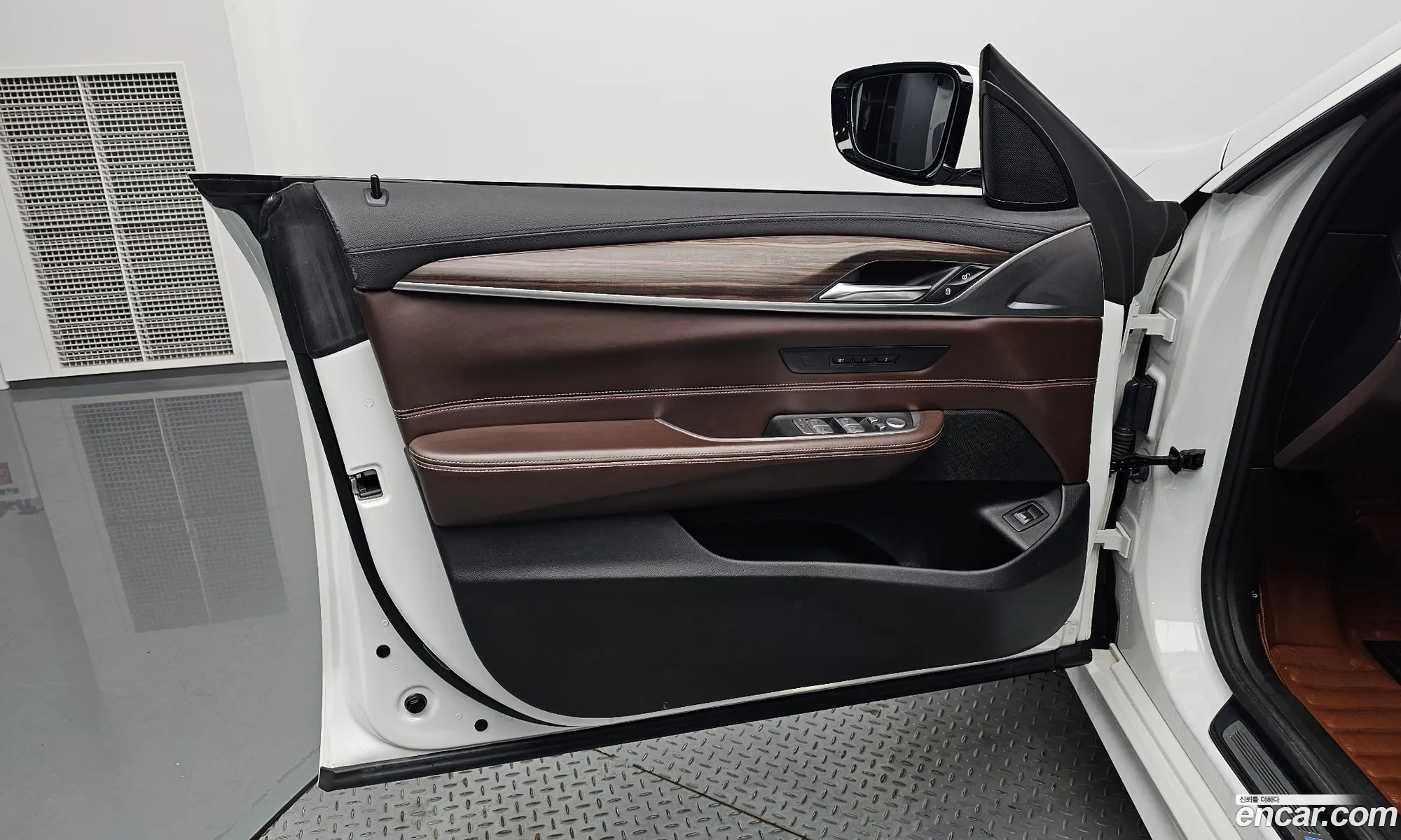 BMW 6 Series GT 2019 — 7