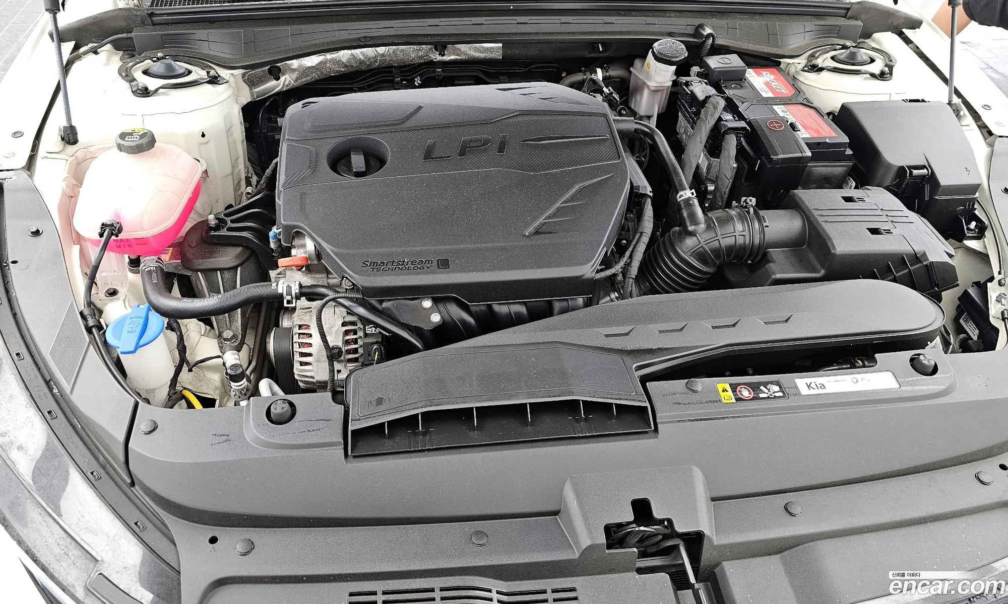 Kia K5 2024 KNAG741BBRA312386 — 14