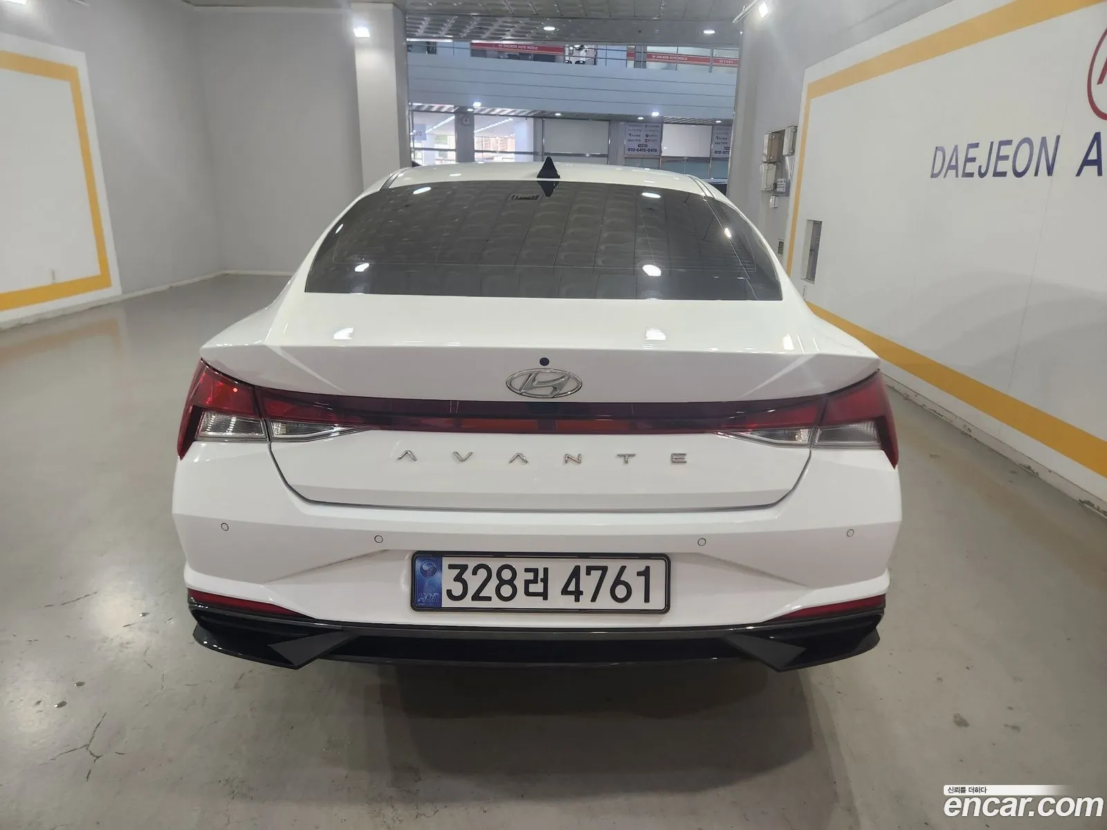 Hyundai Elantra 2022 — 2