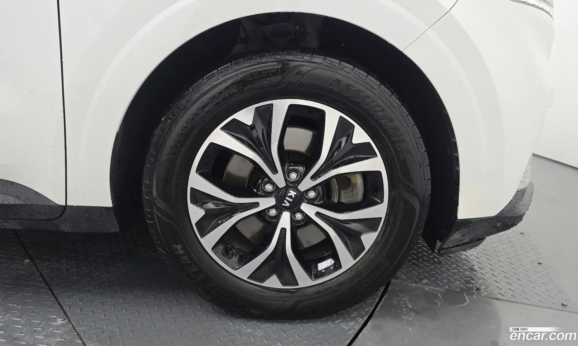 Kia Carnival 2021 KNANB81BBMS110807 — 23