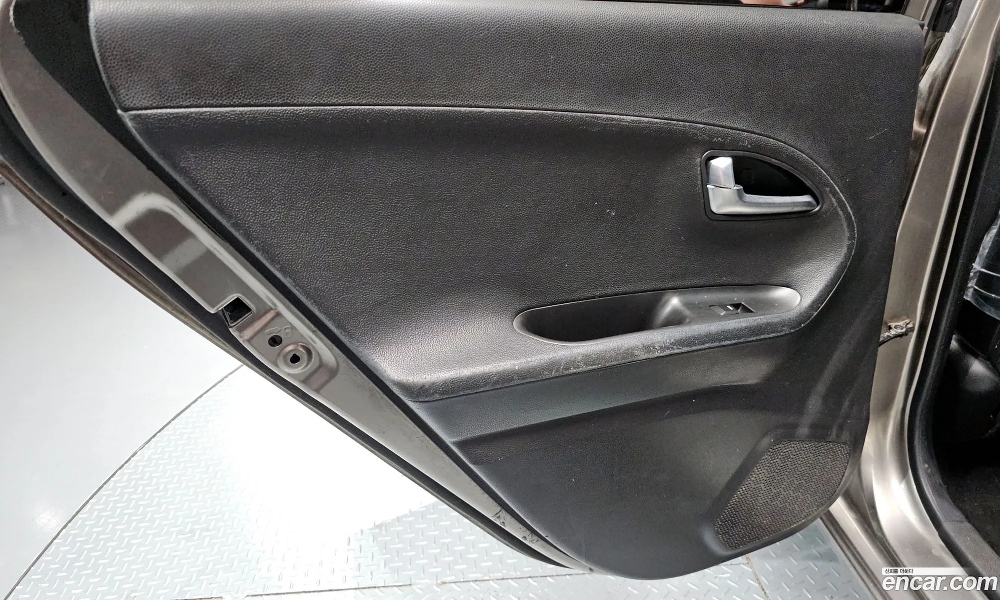 Kia Morning 2011 KNABX511BCT166380 — 14