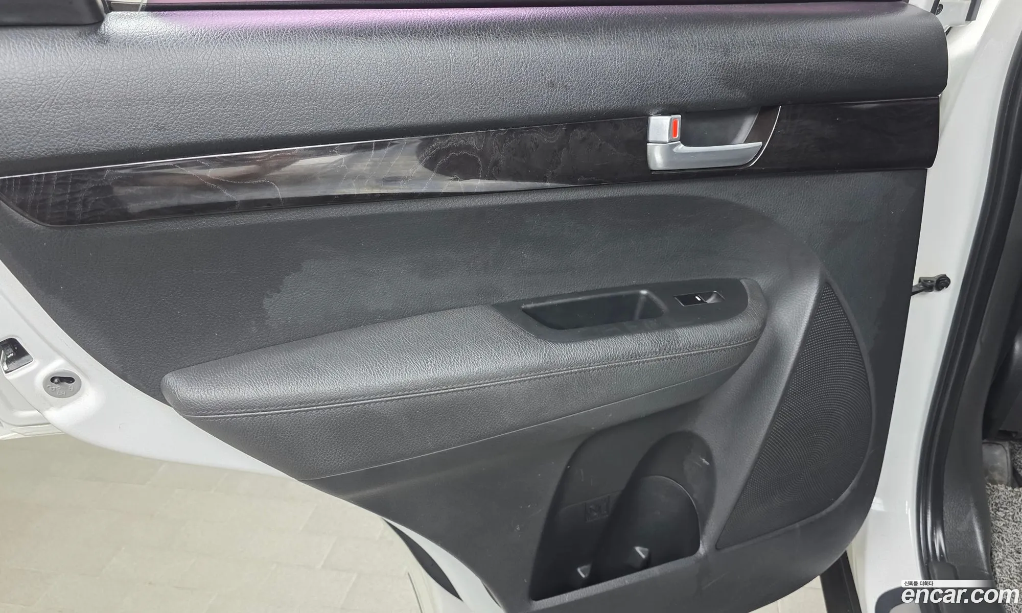 Kia Sorento R 2013 — 24