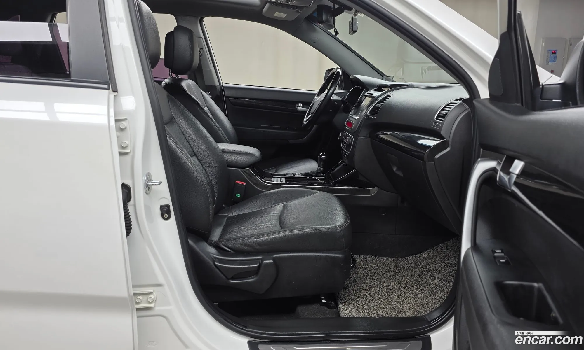 Kia Sorento R 2013 — 3
