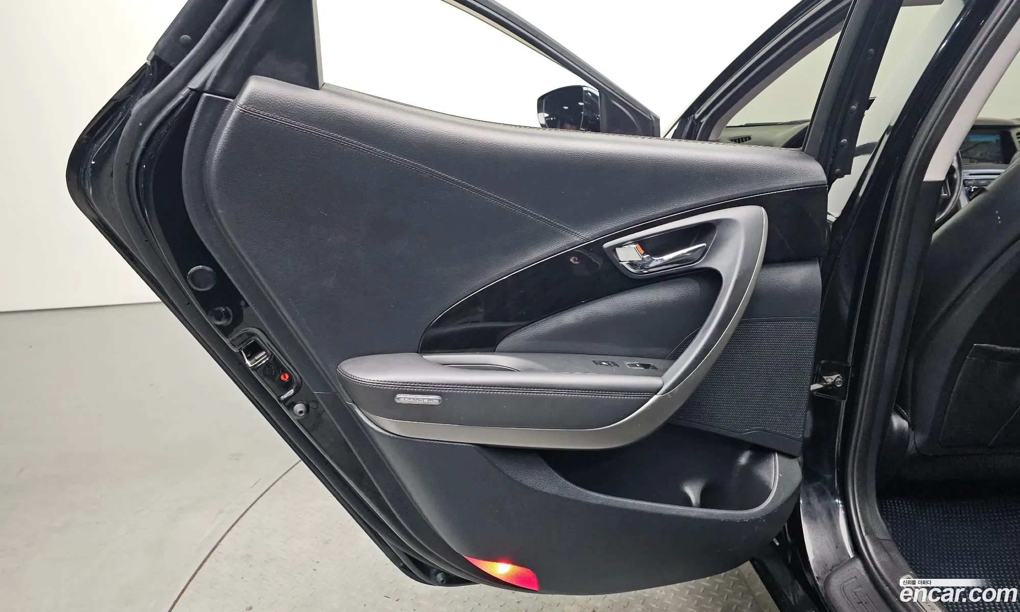 Hyundai Grandeur HG 2015 — 9
