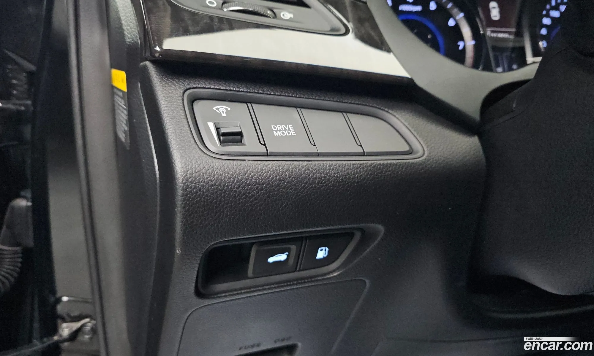 Hyundai Grandeur HG 2015 — 28