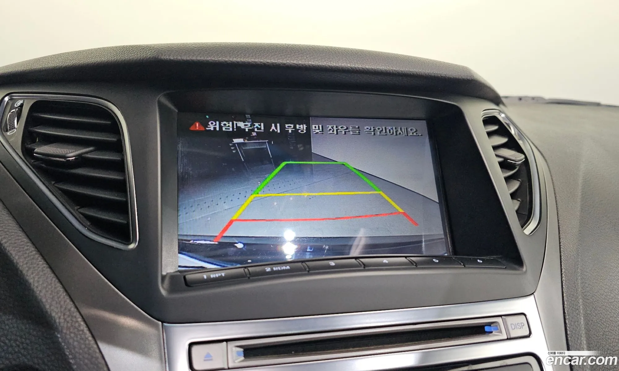 Hyundai Grandeur HG 2015 — 18