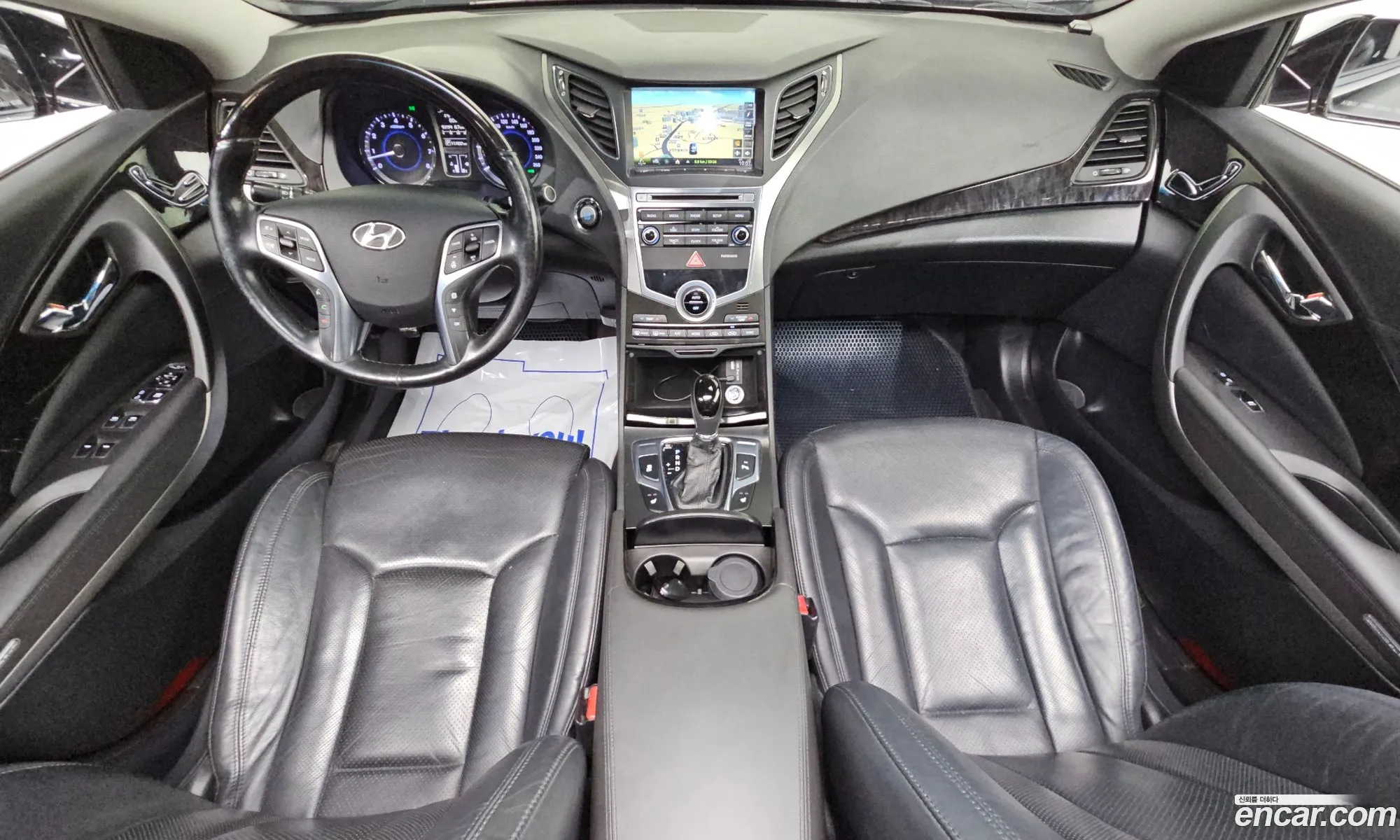Hyundai Grandeur HG 2015 — 12