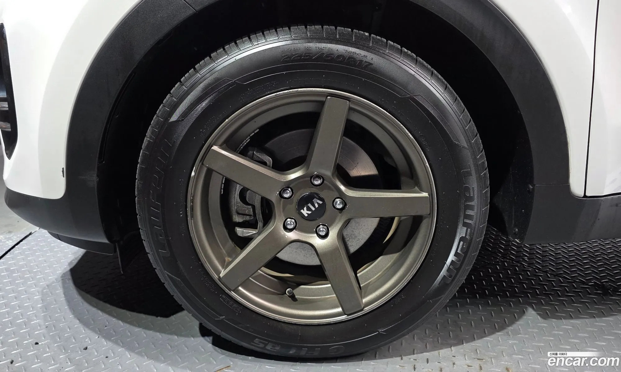 Kia Sportage 2017 KNAPM813BJK430026 — 5
