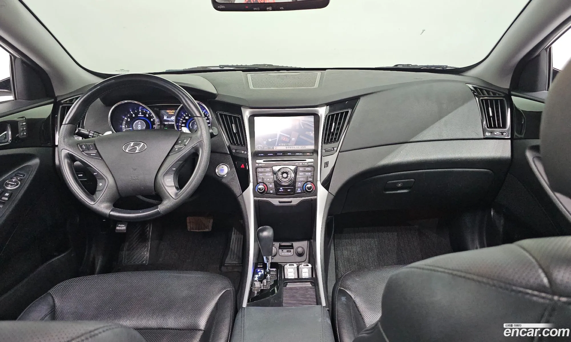 Hyundai YF Sonata 2011 KMHEC41BBBA279202 — 16