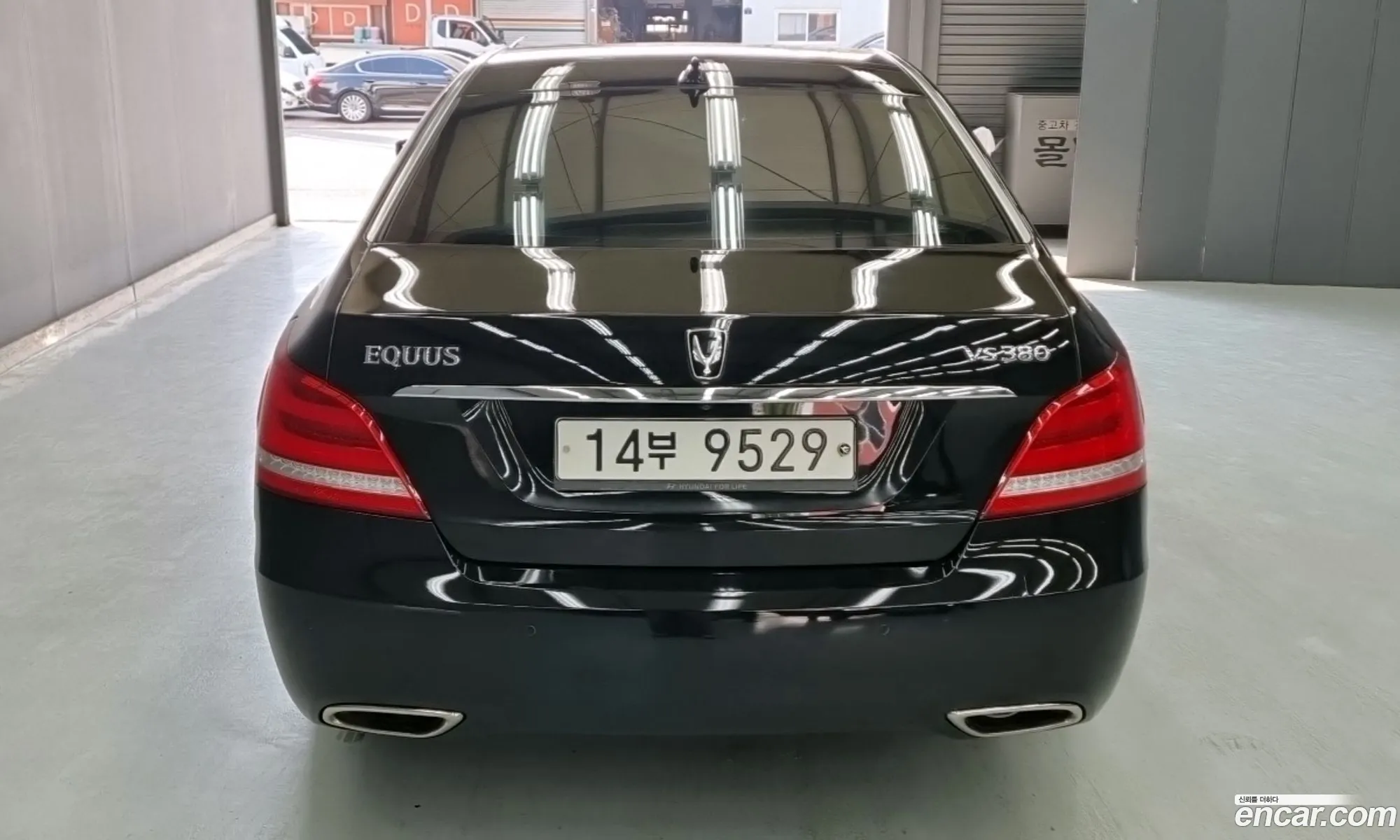 Hyundai Equus 2014 — 2