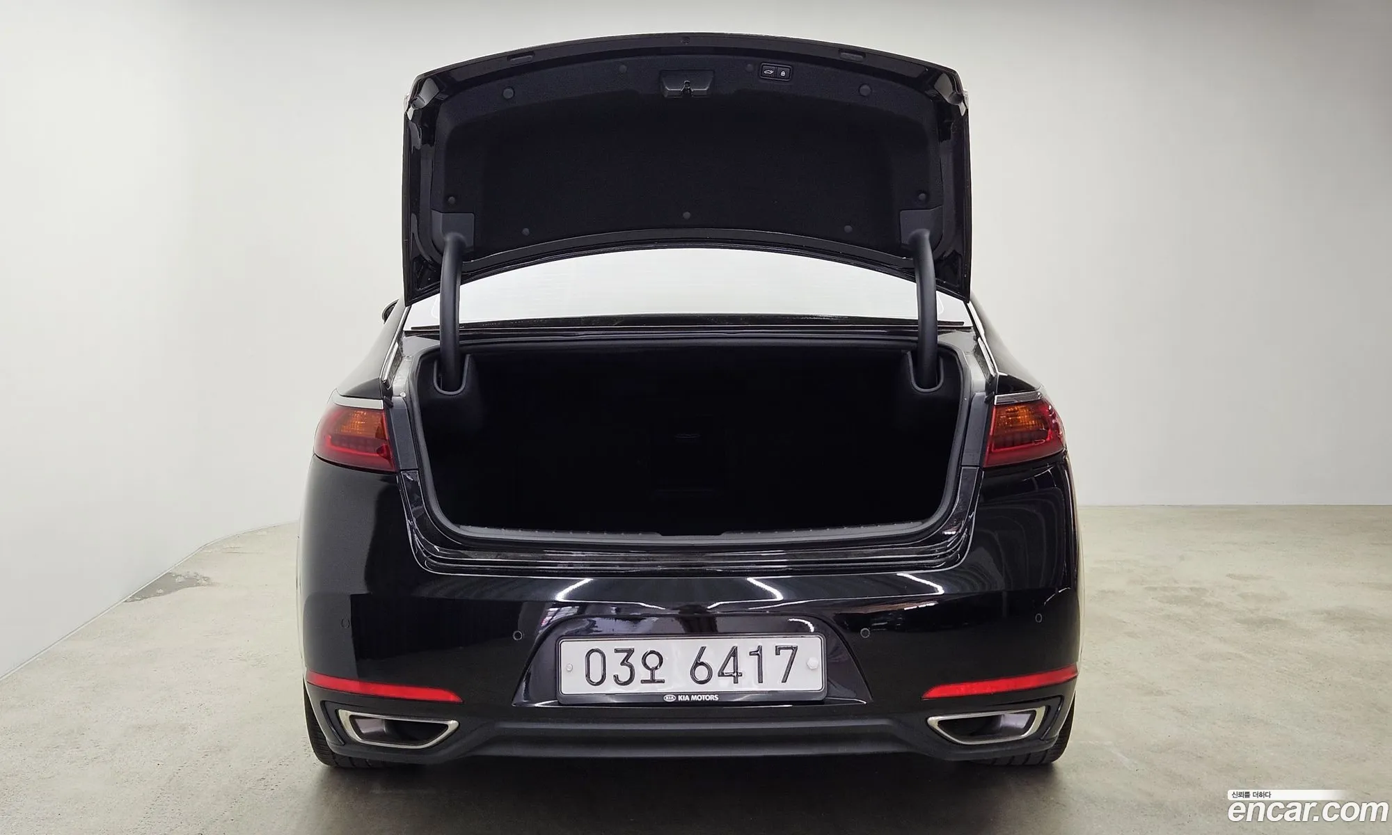 Kia K7 2018 — 10