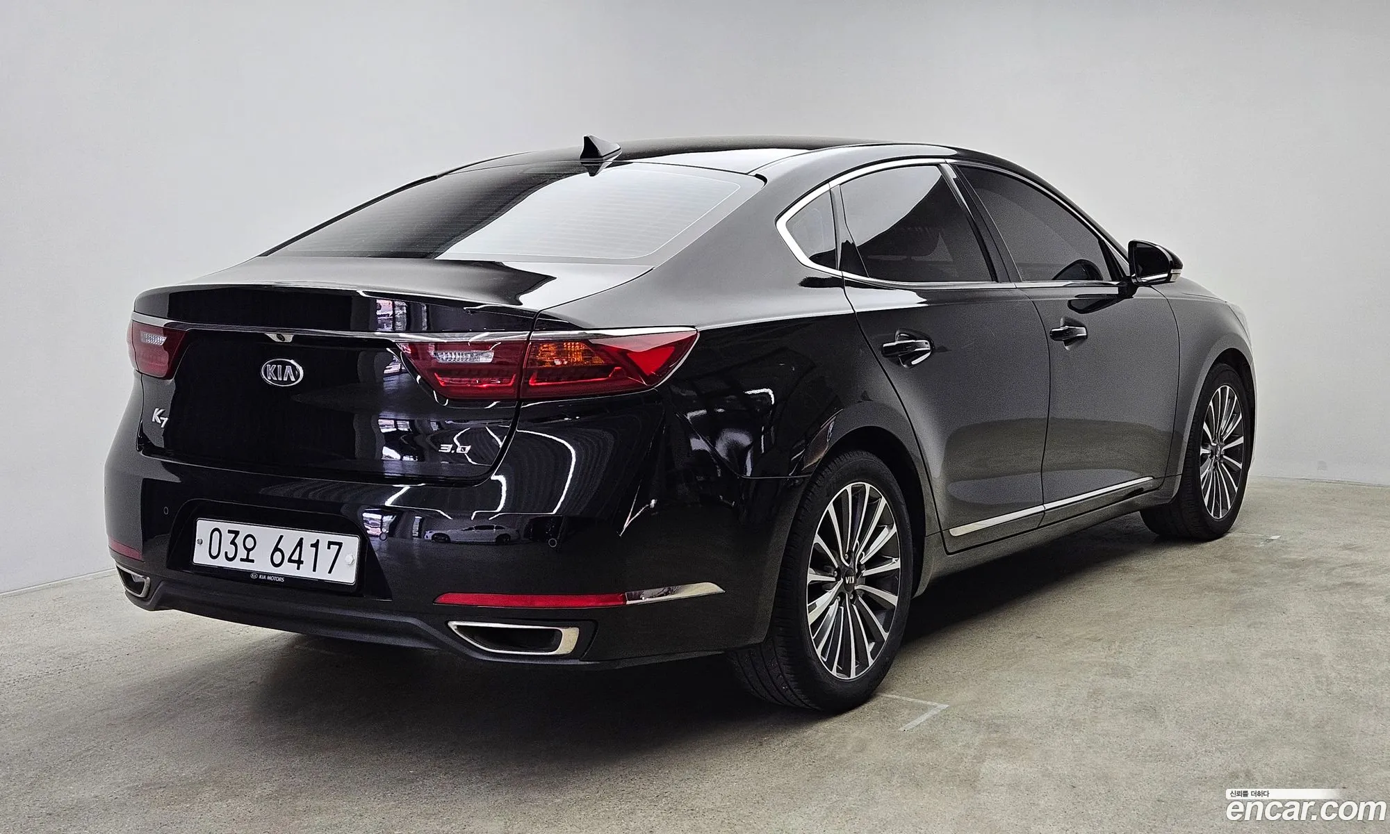 Kia K7 2018 — 2