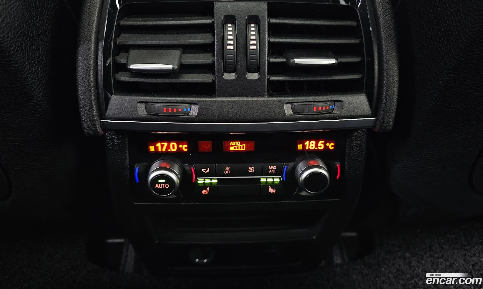 BMW X6 2018 WBAKV2103J0Y40146 — 18