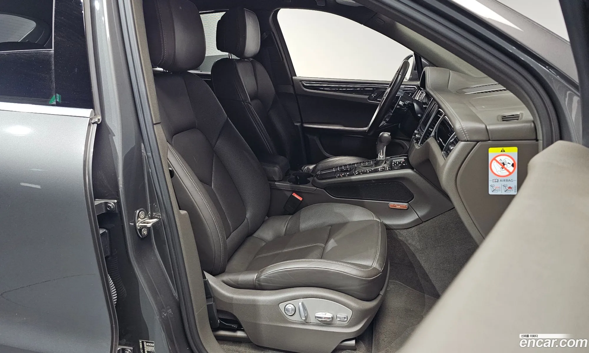 Porsche Macan 2014 WP1AB2952ELB50267 — 29
