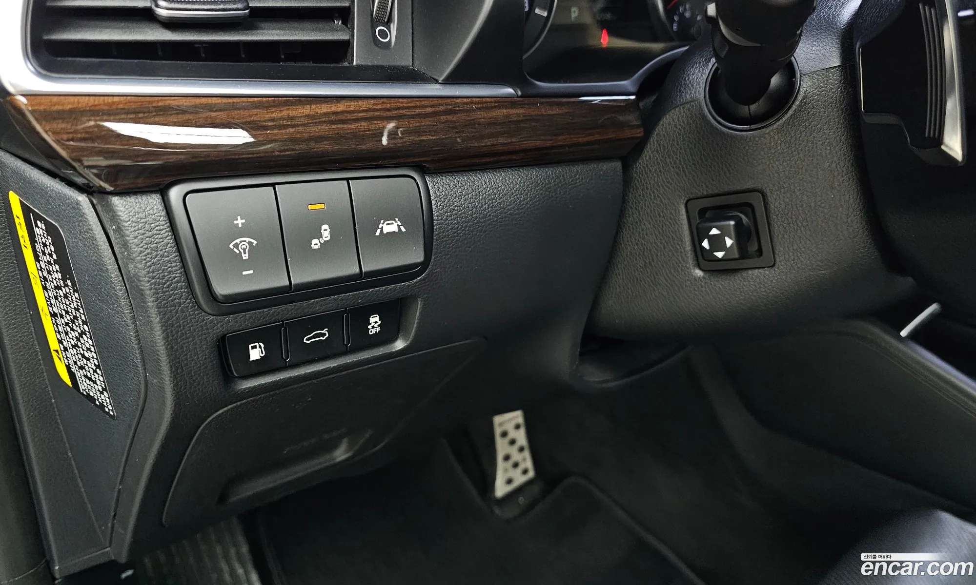 Kia K7 2018 KNALC411BJA119038 — 9