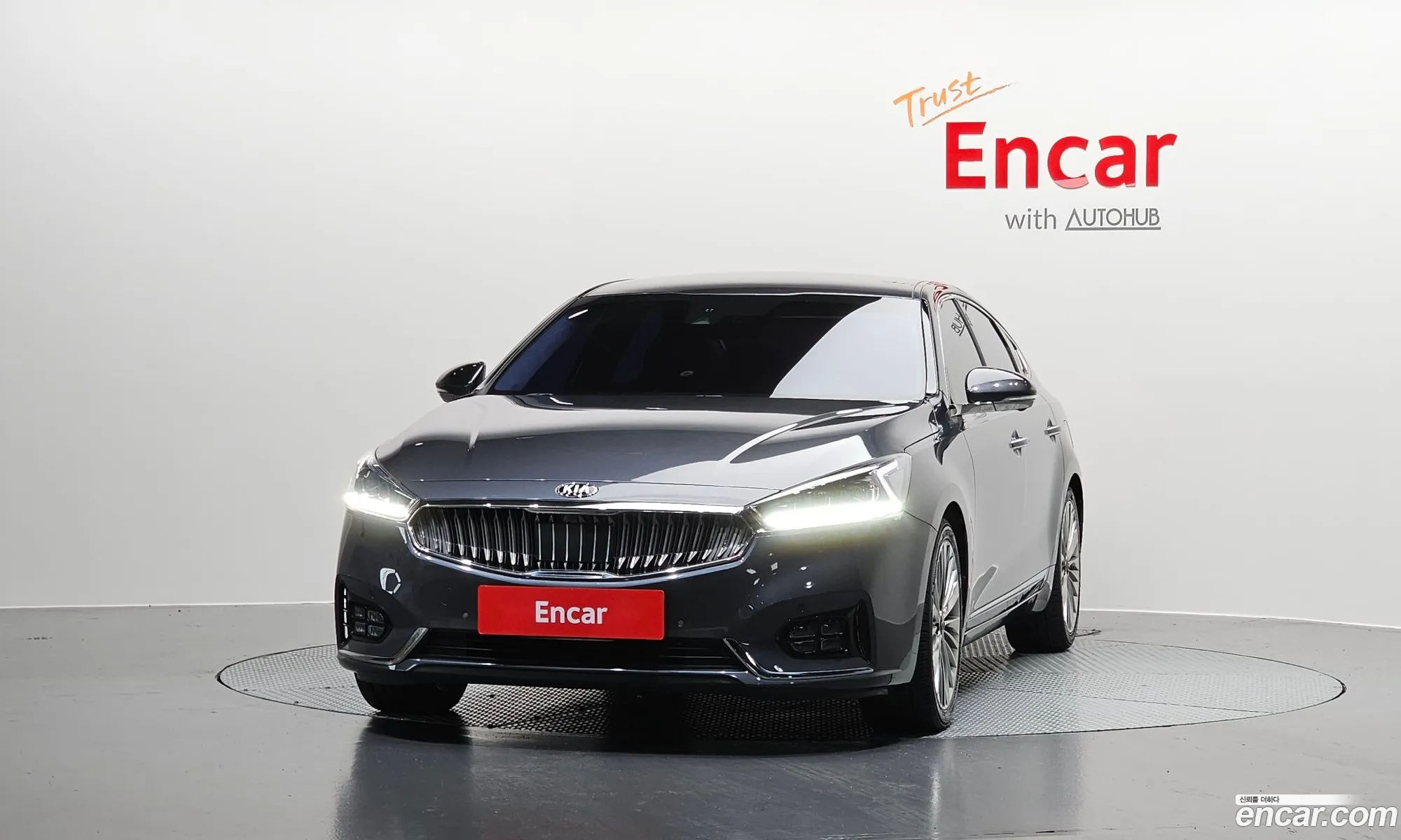 Kia K7 2018 KNALC411BJA119038 — 5
